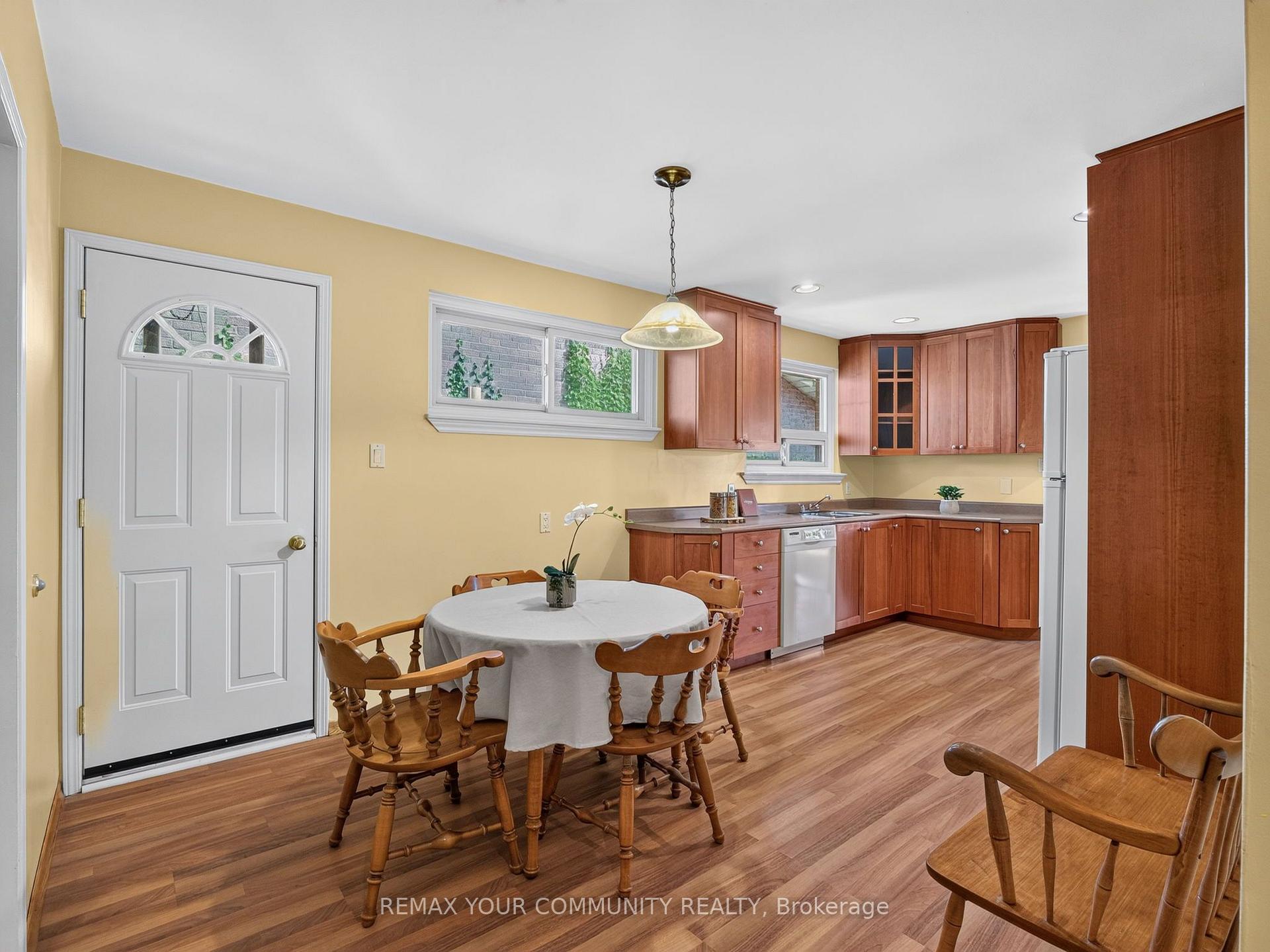 Photo 11 of 64 Kentish Crescent, Scarborough, Agincourt South-Malvern West — HOMEH