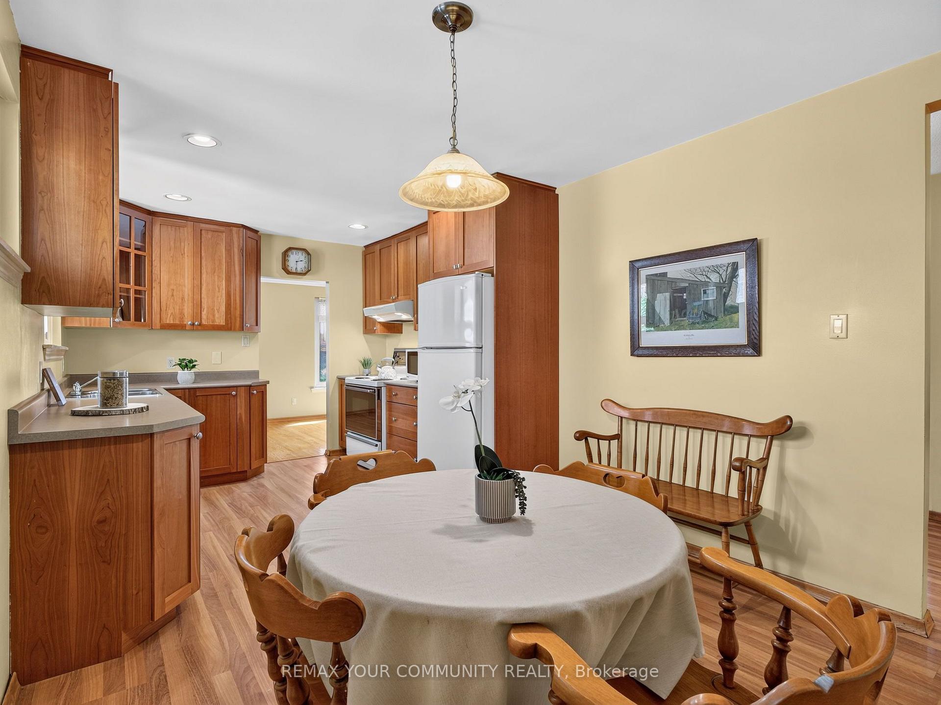 Photo 12 of 64 Kentish Crescent, Scarborough, Agincourt South-Malvern West — HOMEH