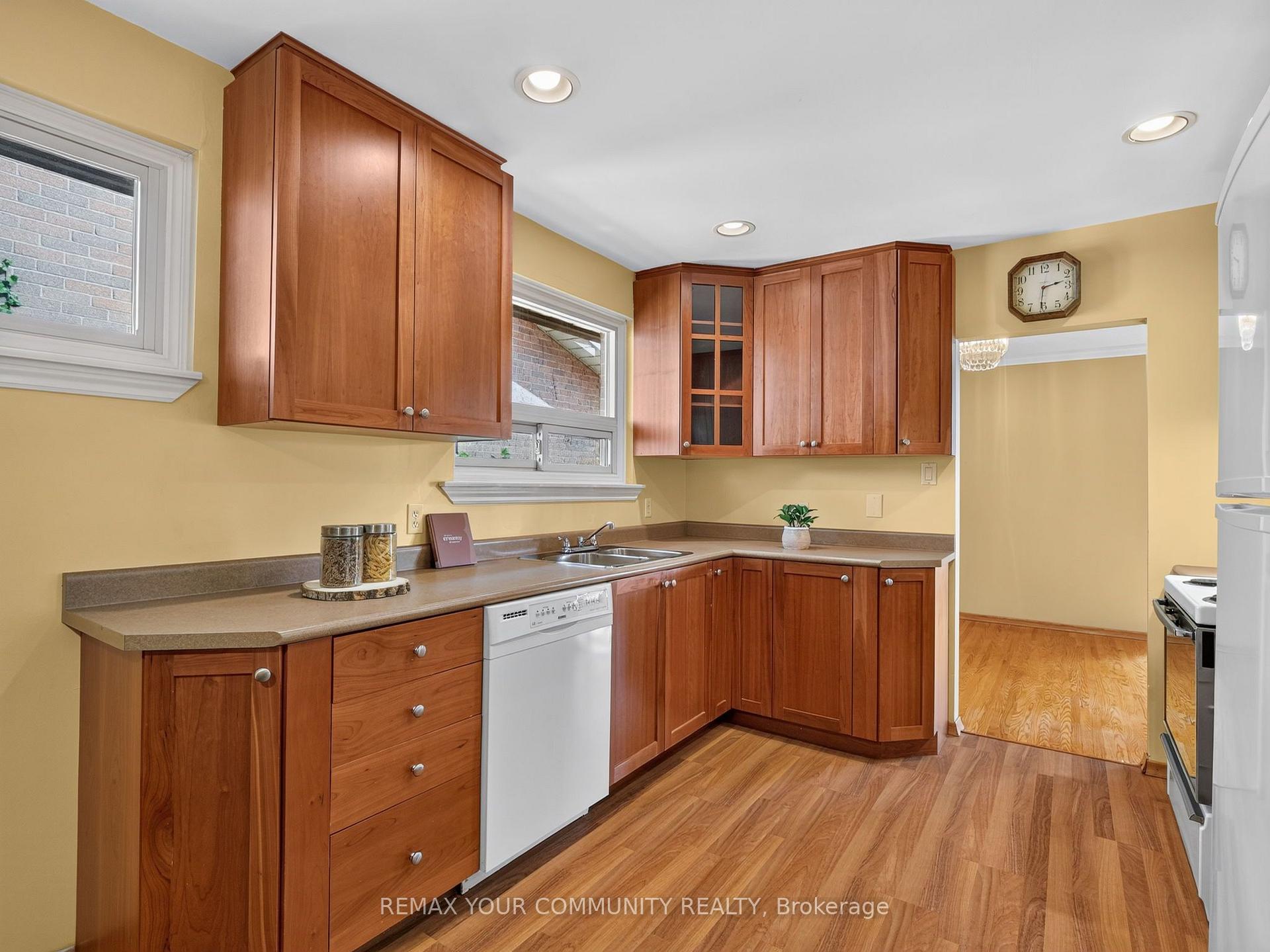 Photo 15 of 64 Kentish Crescent, Scarborough, Agincourt South-Malvern West — HOMEH