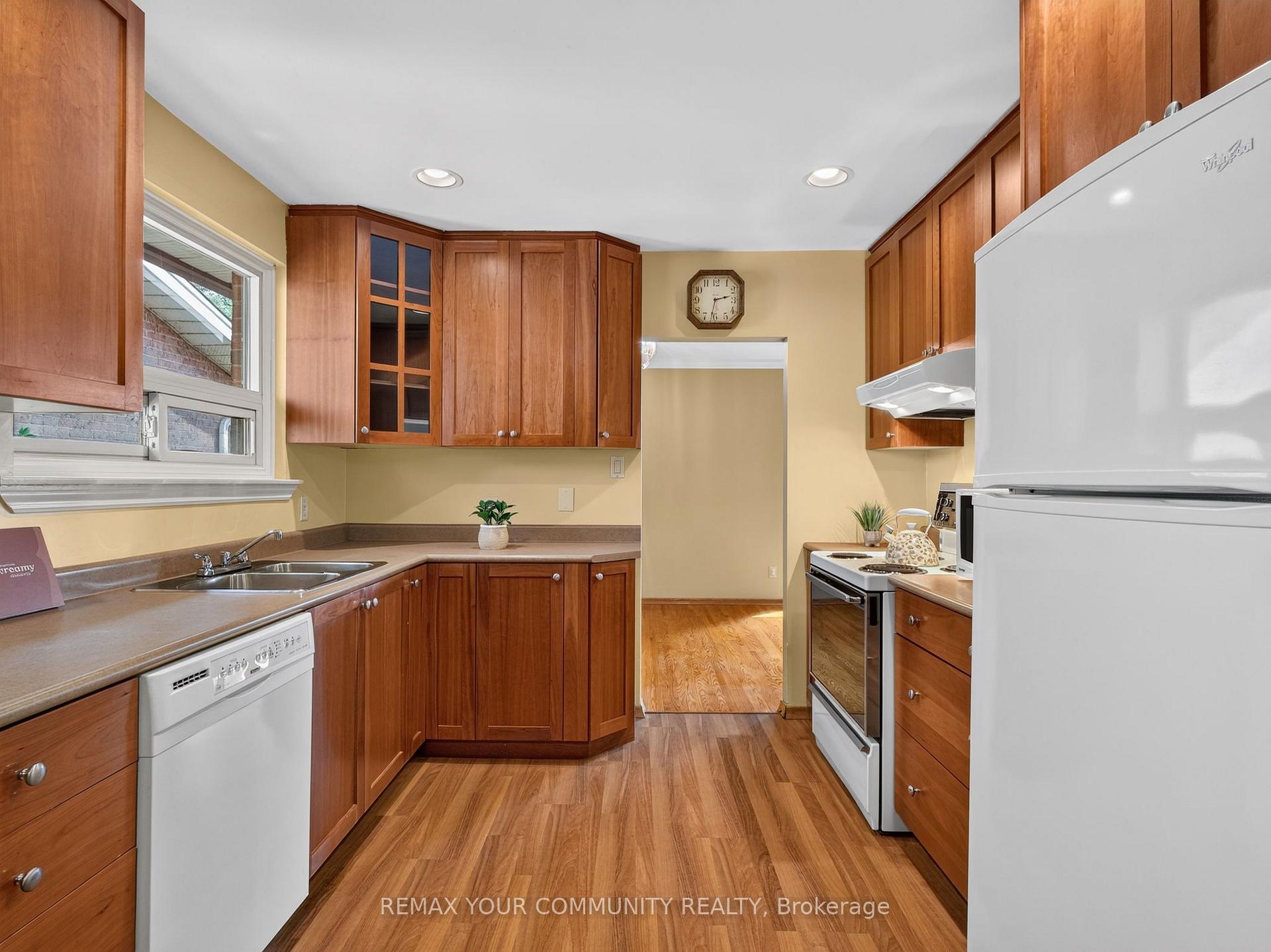 Photo 17 of 64 Kentish Crescent, Scarborough, Agincourt South-Malvern West — HOMEH