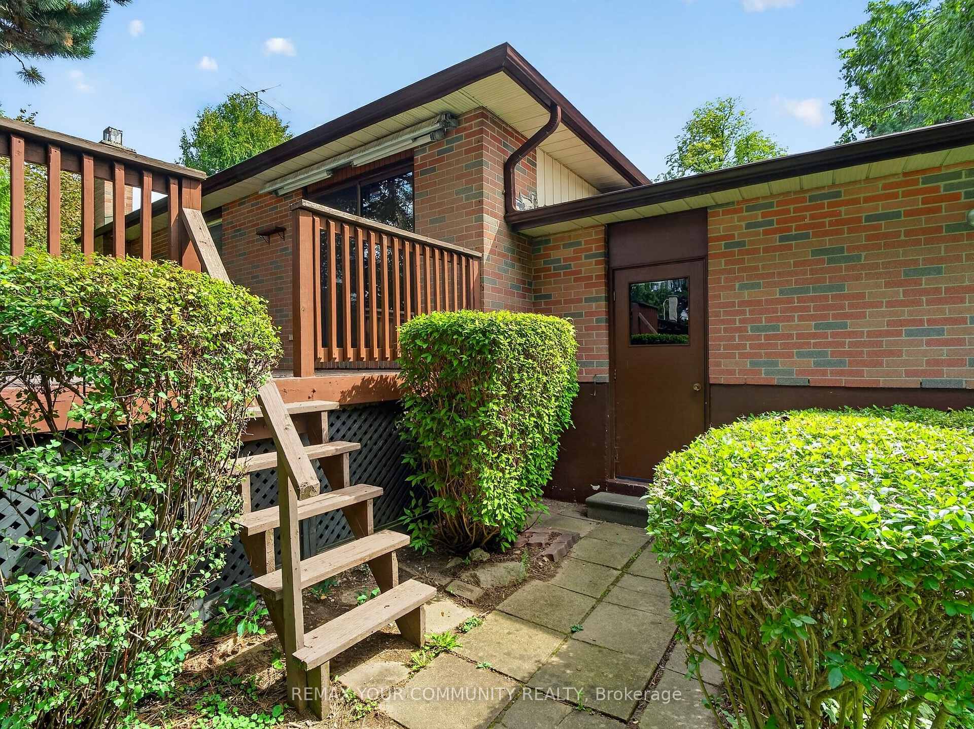 Photo 44 of 64 Kentish Crescent, Scarborough, Agincourt South-Malvern West — HOMEH