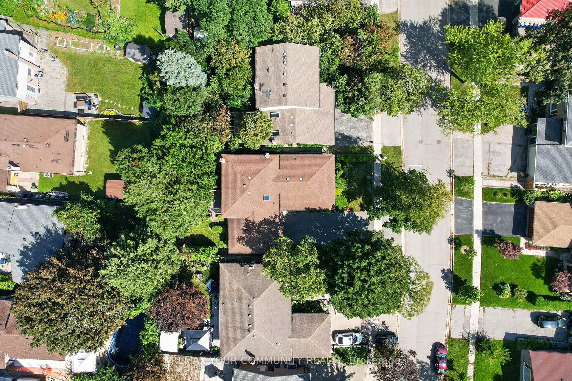 Photo 48 of 64 Kentish Crescent, Scarborough, Agincourt South-Malvern West — HOMEH