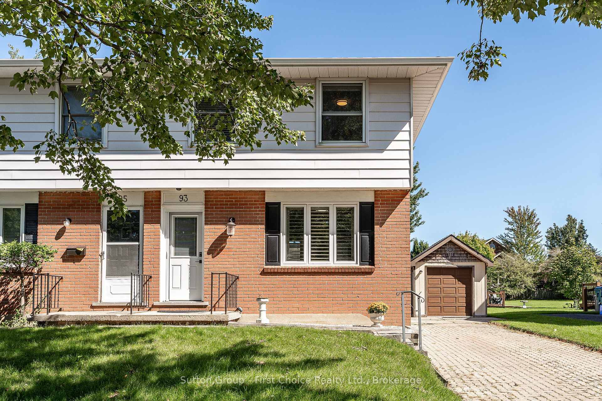 Photo 1 of 93 Kemp Crescent, Stratford — HOMEH
