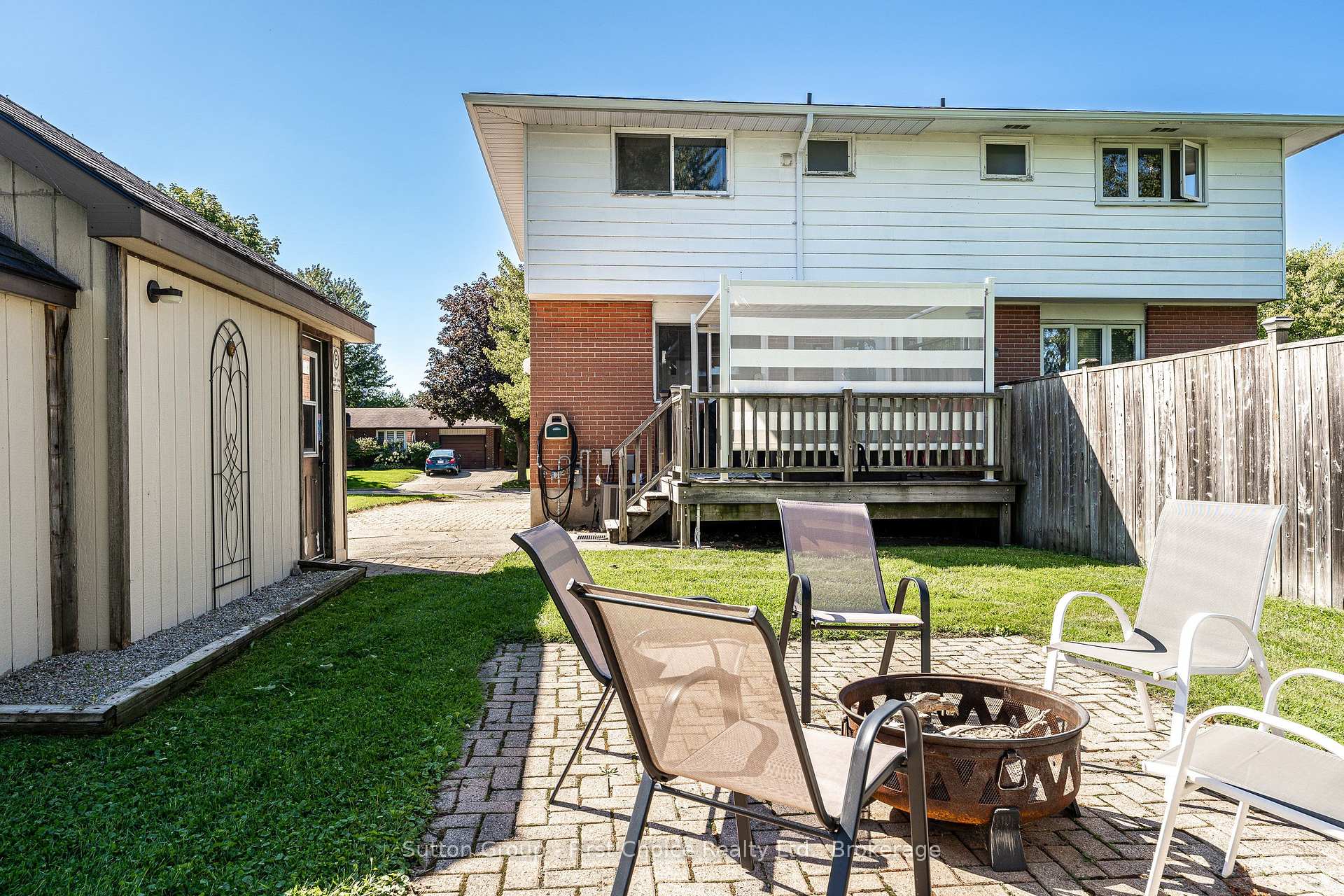 Photo 39 of 93 Kemp Crescent, Stratford — HOMEH