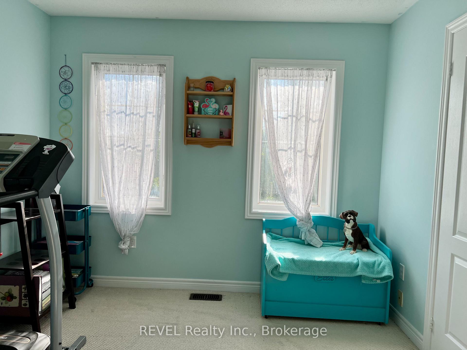 Photo 17 of 18 Mackenzie King Avenue, St. Catharines, Secord Woods — HOMEH