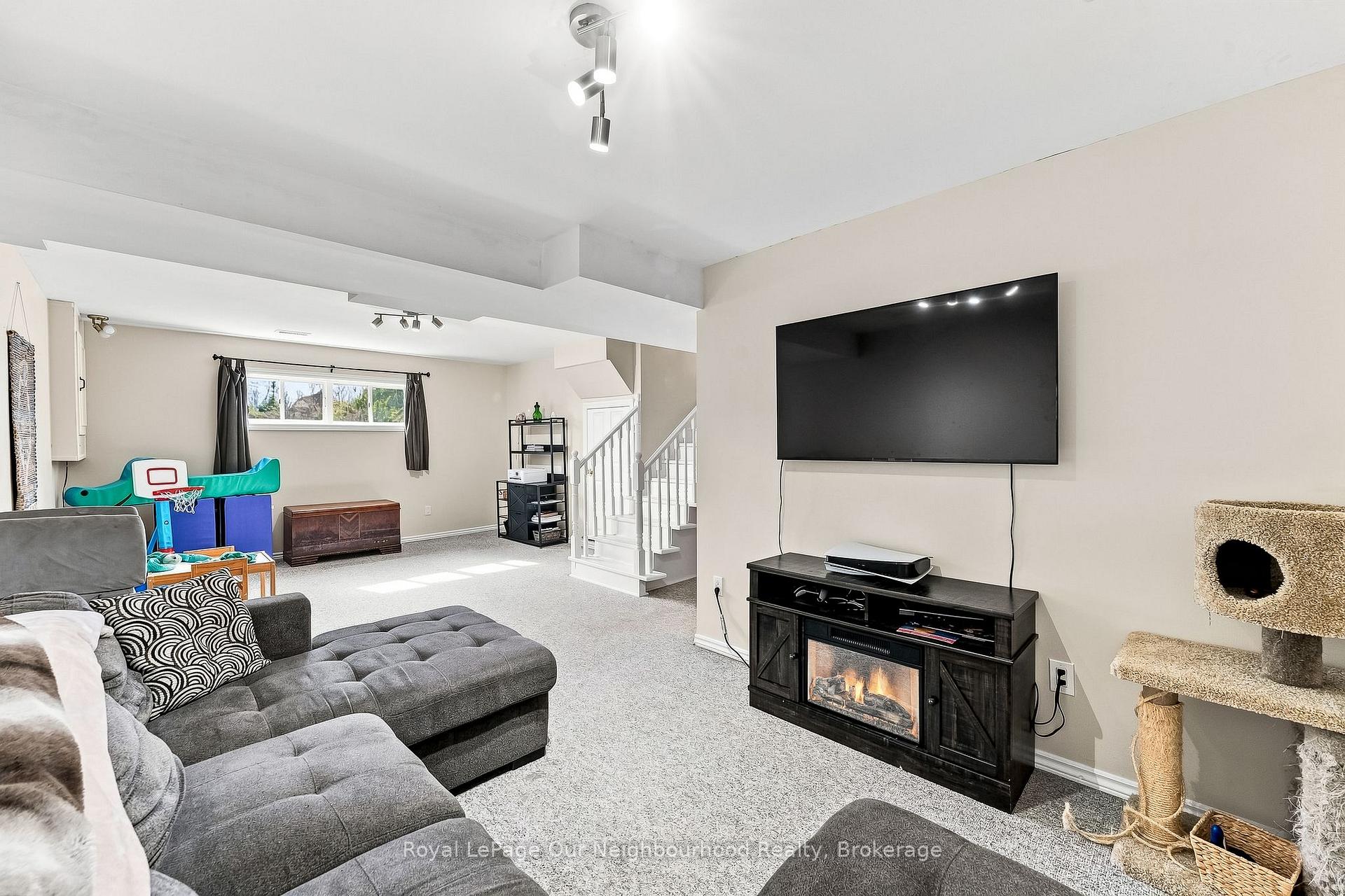 Photo 33 of 4 Matilda Drive, Kawartha Lakes, Emily — HOMEH