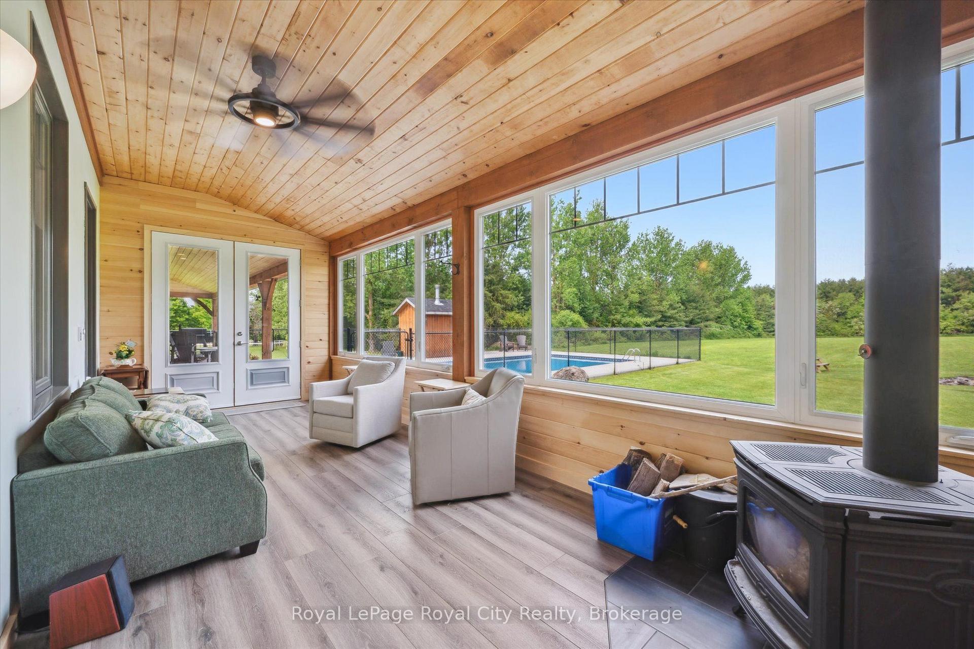 Photo 20 of 8720 Sideroad 15 Road, Erin, Rural Erin — HOMEH