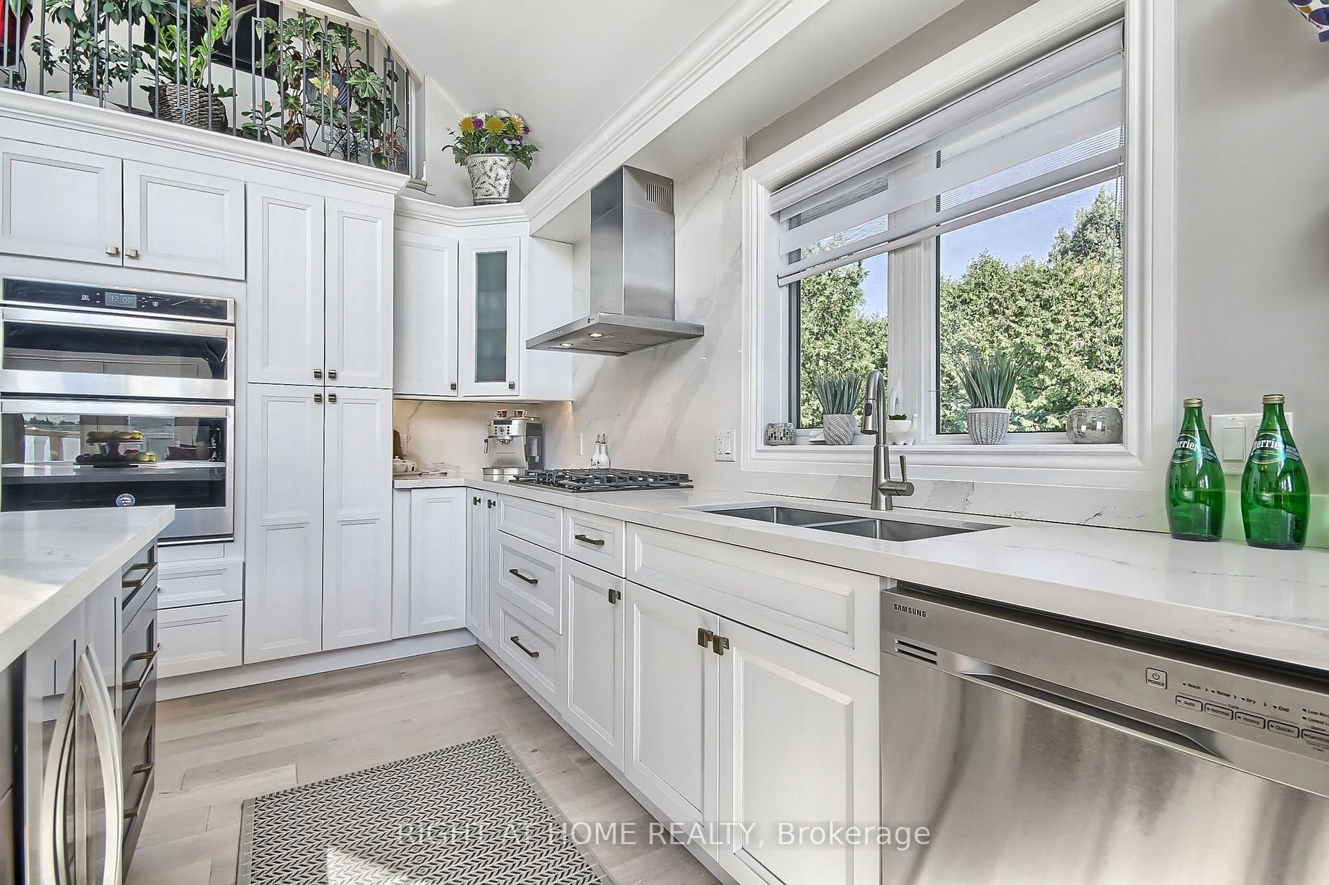Photo 11 of 26 Beach Road, Kawartha Lakes, Mariposa — HOMEH