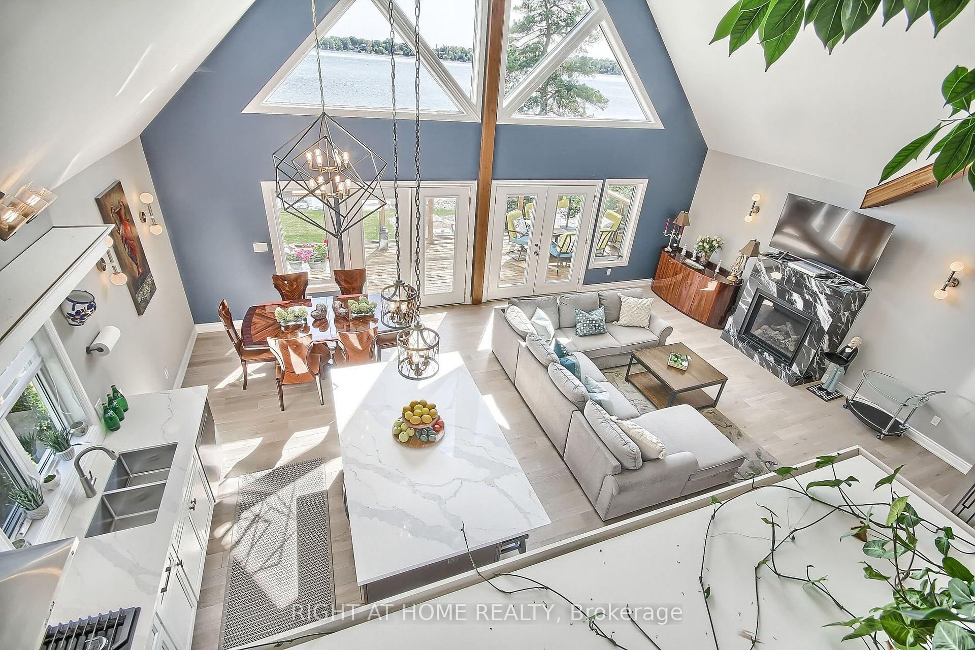 Photo 19 of 26 Beach Road, Kawartha Lakes, Mariposa — HOMEH