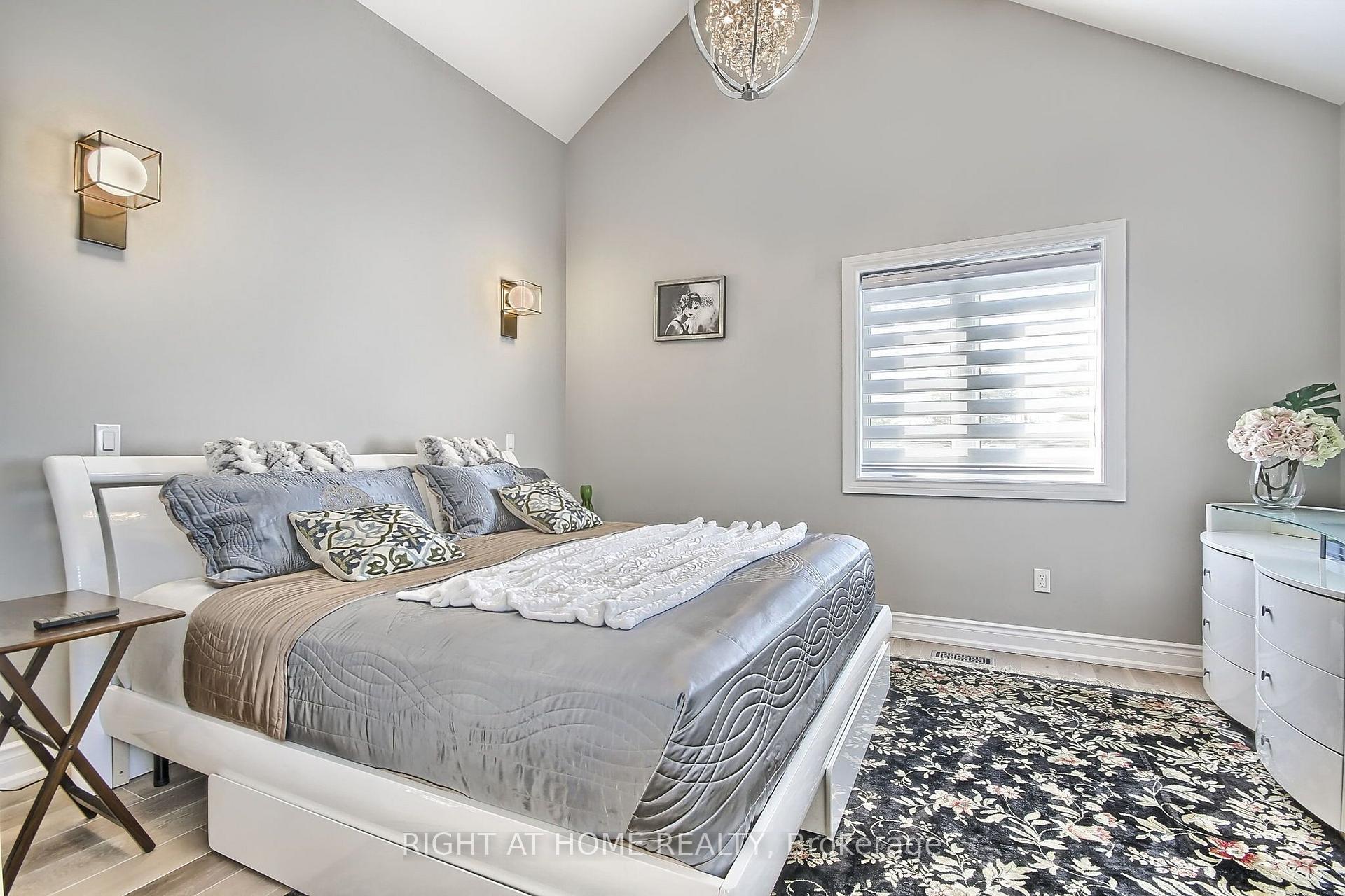 Photo 28 of 26 Beach Road, Kawartha Lakes, Mariposa — HOMEH