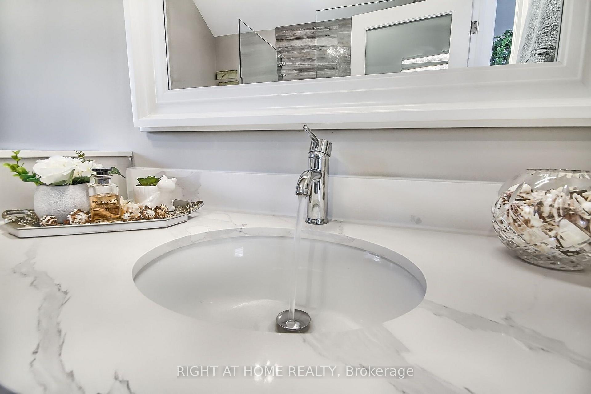 Photo 31 of 26 Beach Road, Kawartha Lakes, Mariposa — HOMEH