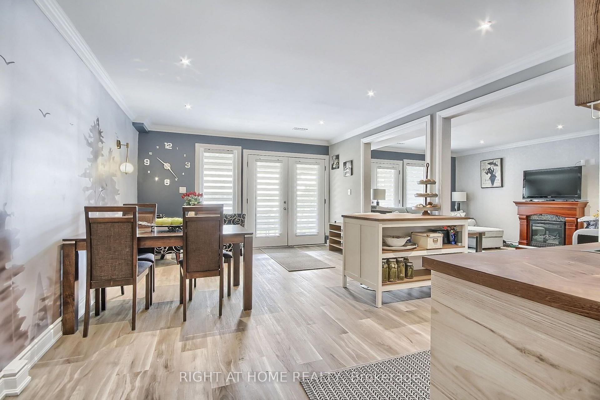Photo 39 of 26 Beach Road, Kawartha Lakes, Mariposa — HOMEH