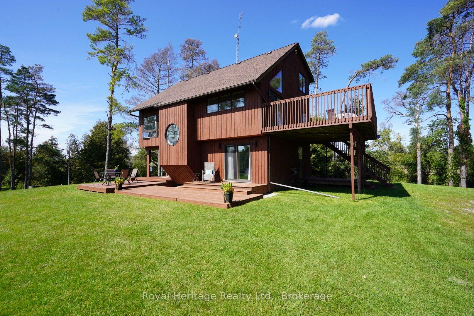 Photo of 215 Fifth Line Dummer South Road