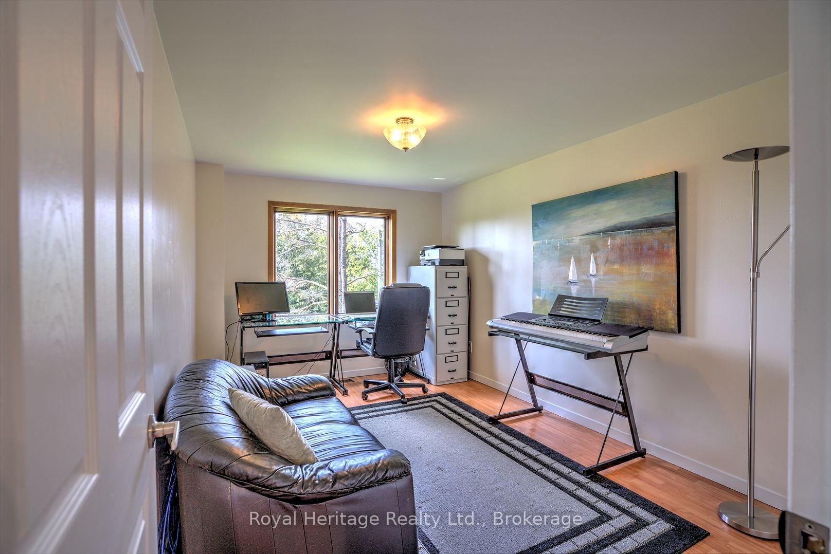 Photo 17 of 215 Fifth Line Dummer South Road, Douro-Dummer — HOMEH