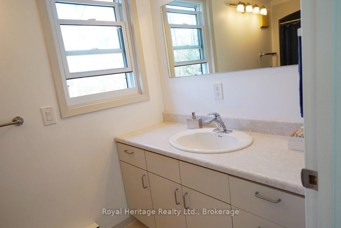 Photo 26 of 215 Fifth Line Dummer South Road, Douro-Dummer — HOMEH
