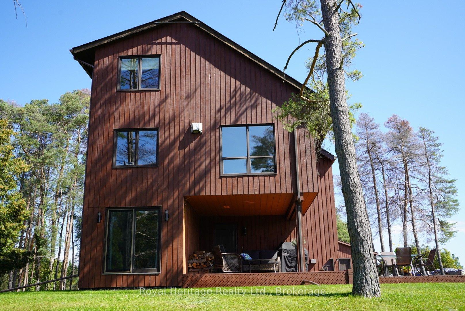 Photo 29 of 215 Fifth Line Dummer South Road, Douro-Dummer — HOMEH