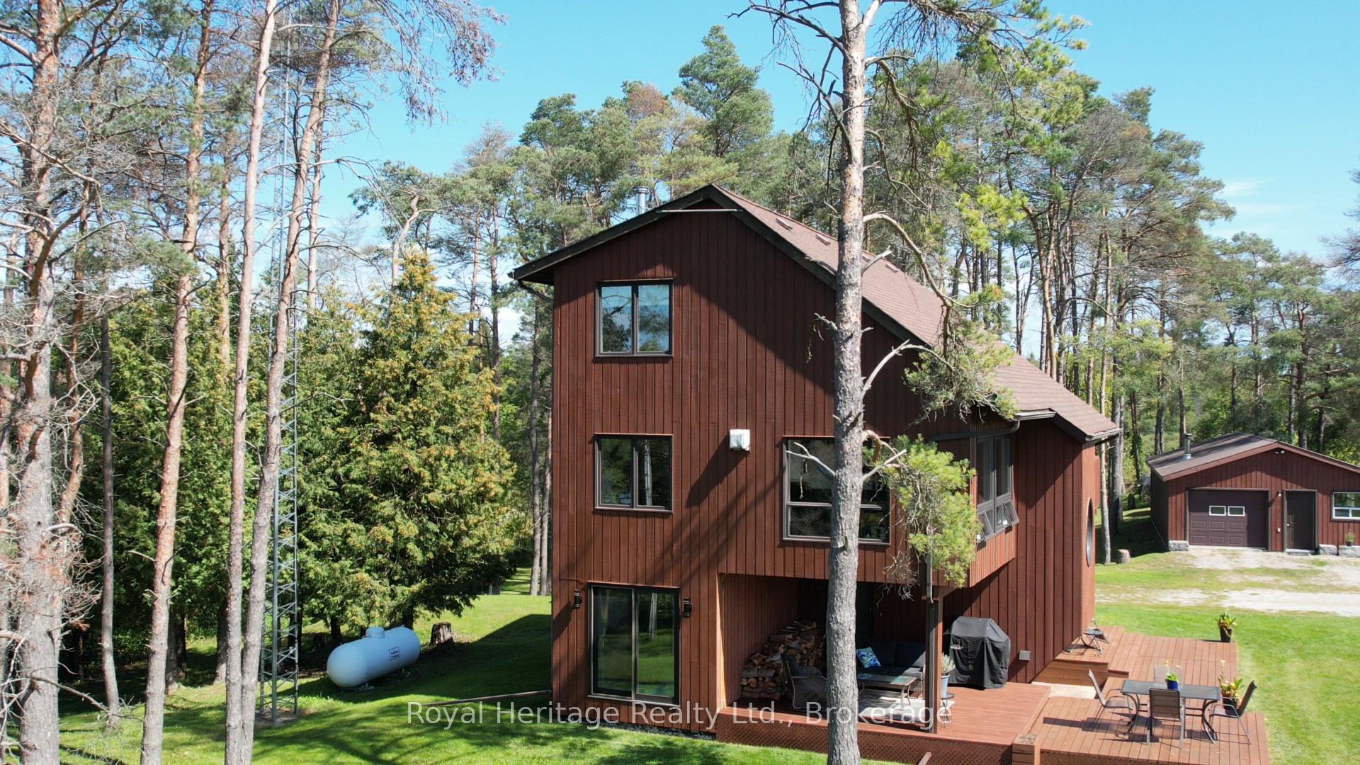 Photo 30 of 215 Fifth Line Dummer South Road, Douro-Dummer — HOMEH