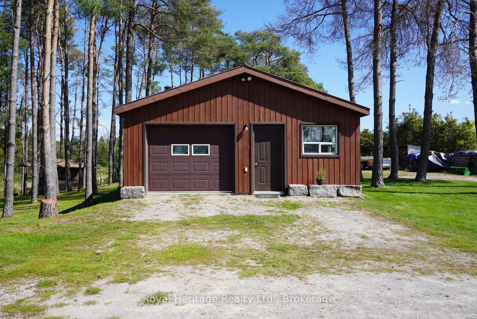 Photo 35 of 215 Fifth Line Dummer South Road, Douro-Dummer — HOMEH