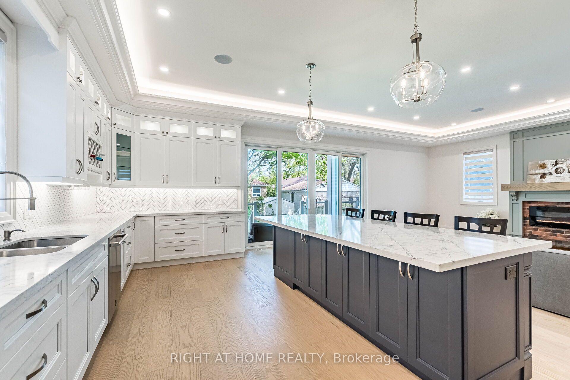 Photo 9 of 12 Thames Avenue, Etobicoke, Alderwood — HOMEH