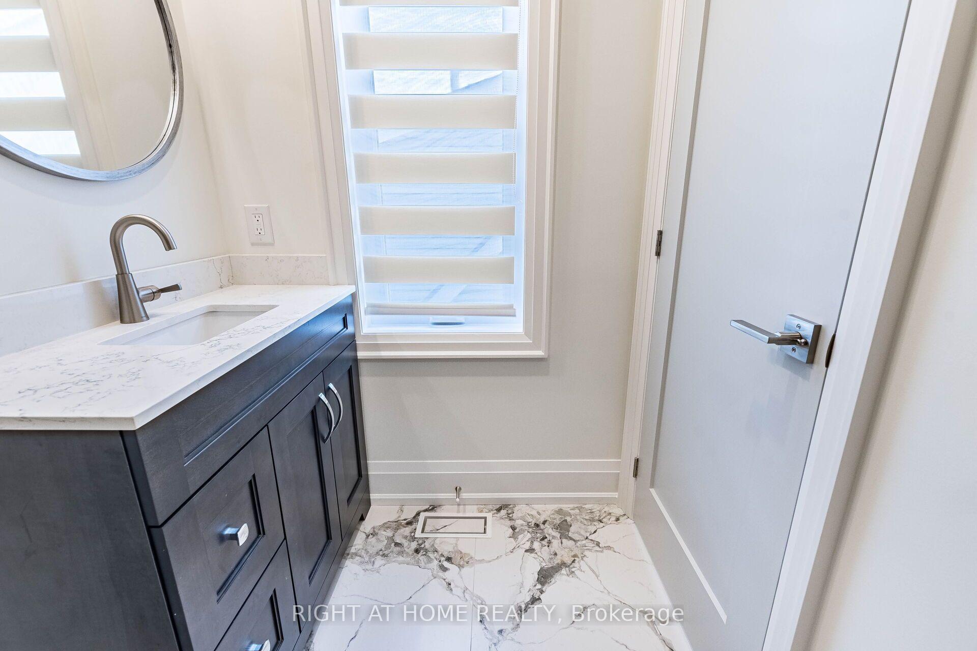 Photo 21 of 12 Thames Avenue, Etobicoke, Alderwood — HOMEH