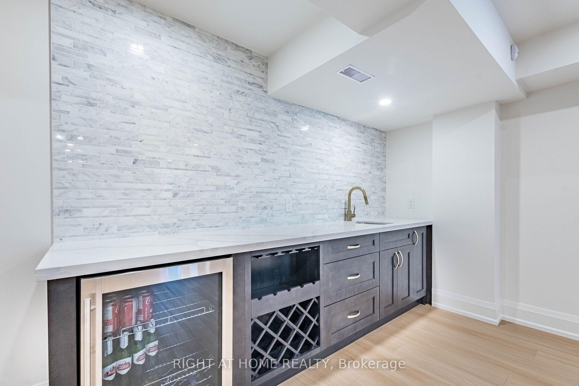 Photo 28 of 12 Thames Avenue, Etobicoke, Alderwood — HOMEH