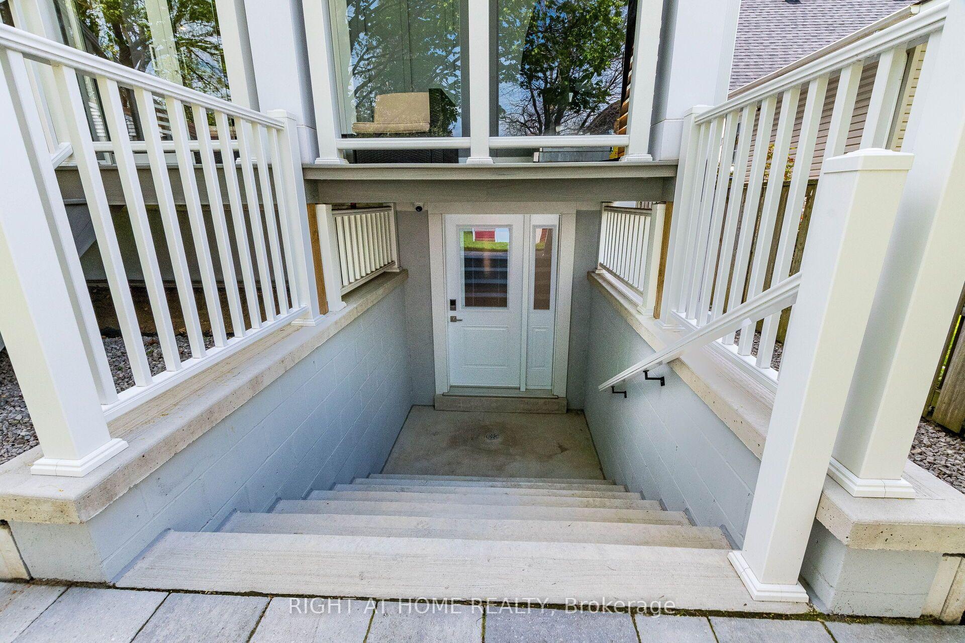 Photo 32 of 12 Thames Avenue, Etobicoke, Alderwood — HOMEH