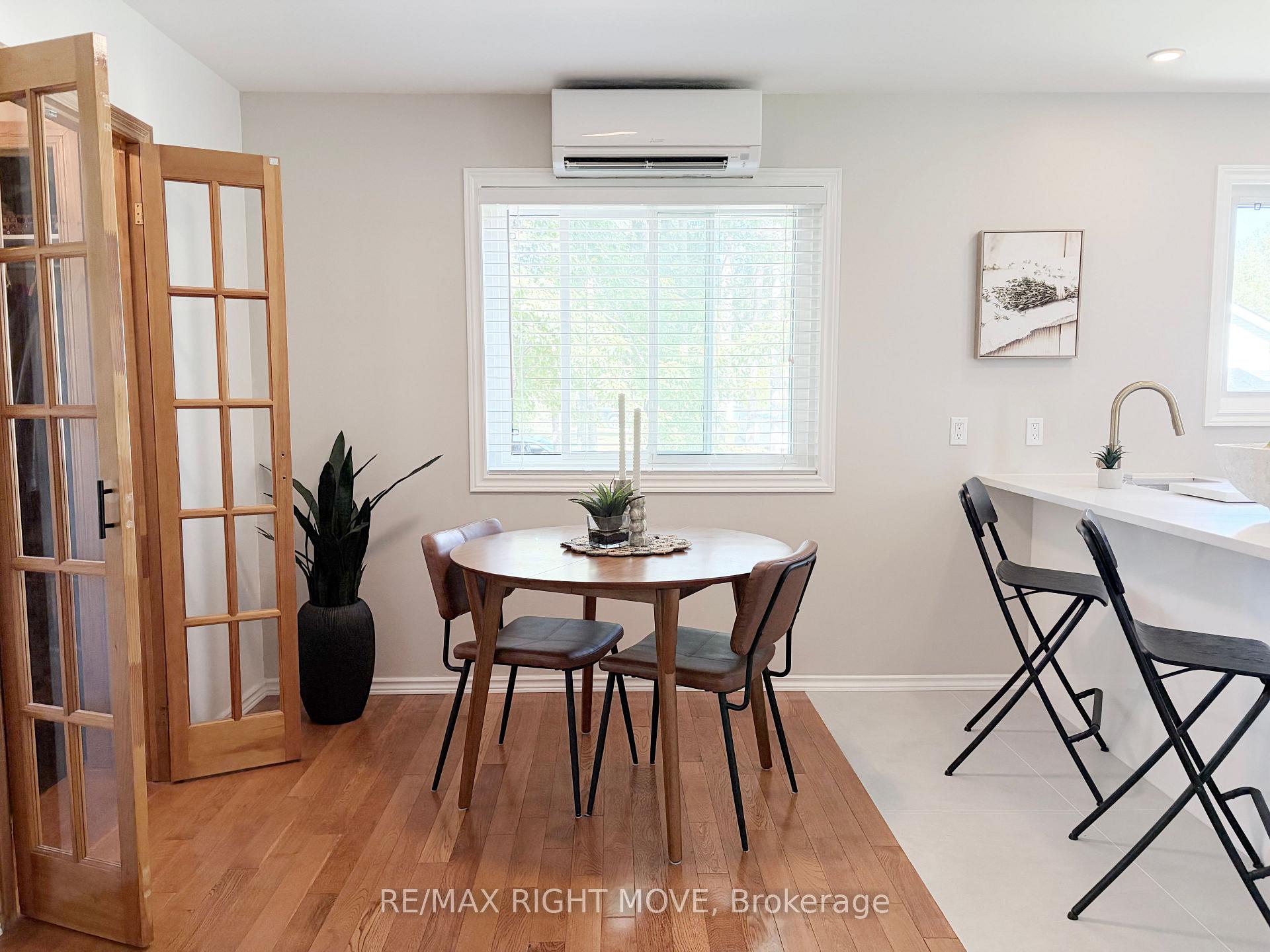 Photo 7 of 8020 Park Lane Crescent, Ramara, Rural Ramara — HOMEH