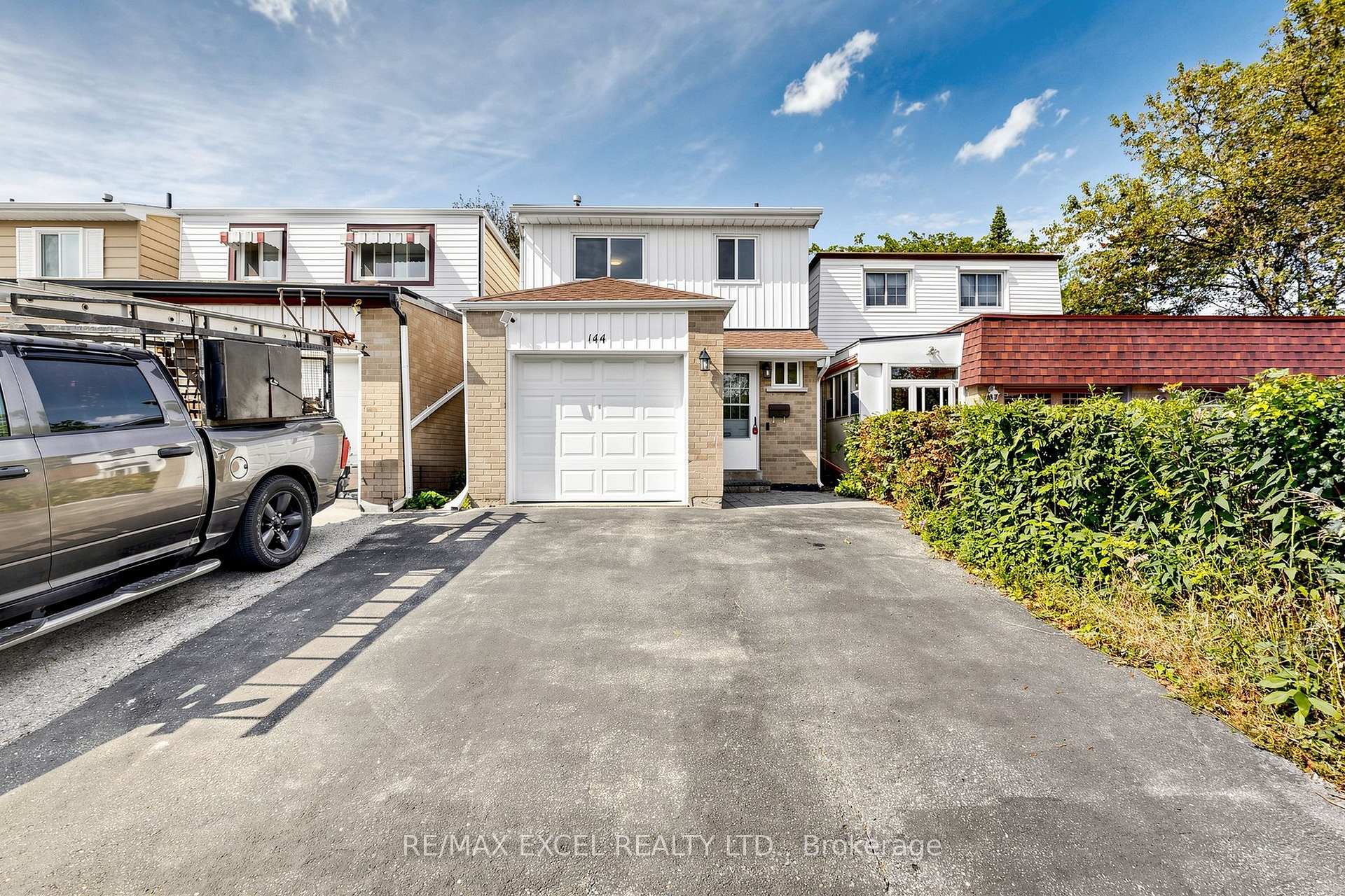 Photo 2 of 144 Brookmill Boulevard, Scarborough, L'Amoreaux — HOMEH