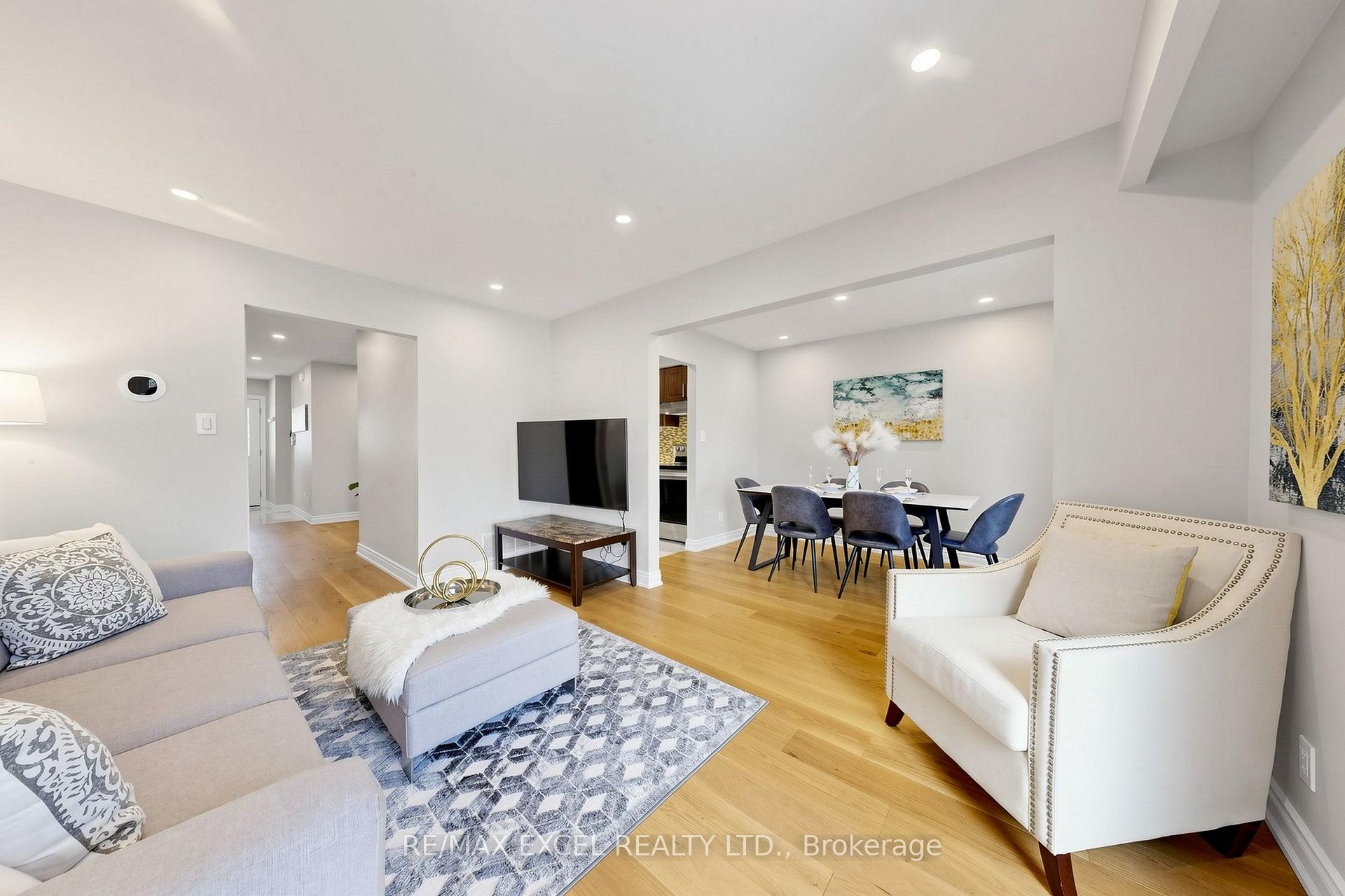 Photo 15 of 144 Brookmill Boulevard, Scarborough, L'Amoreaux — HOMEH