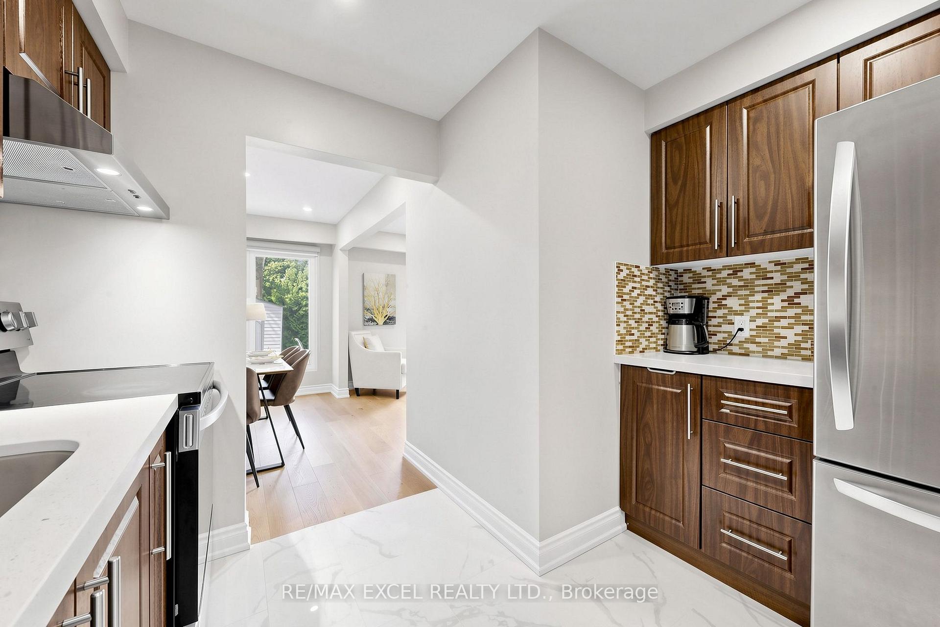 Photo 10 of 144 Brookmill Boulevard, Scarborough, L'Amoreaux — HOMEH