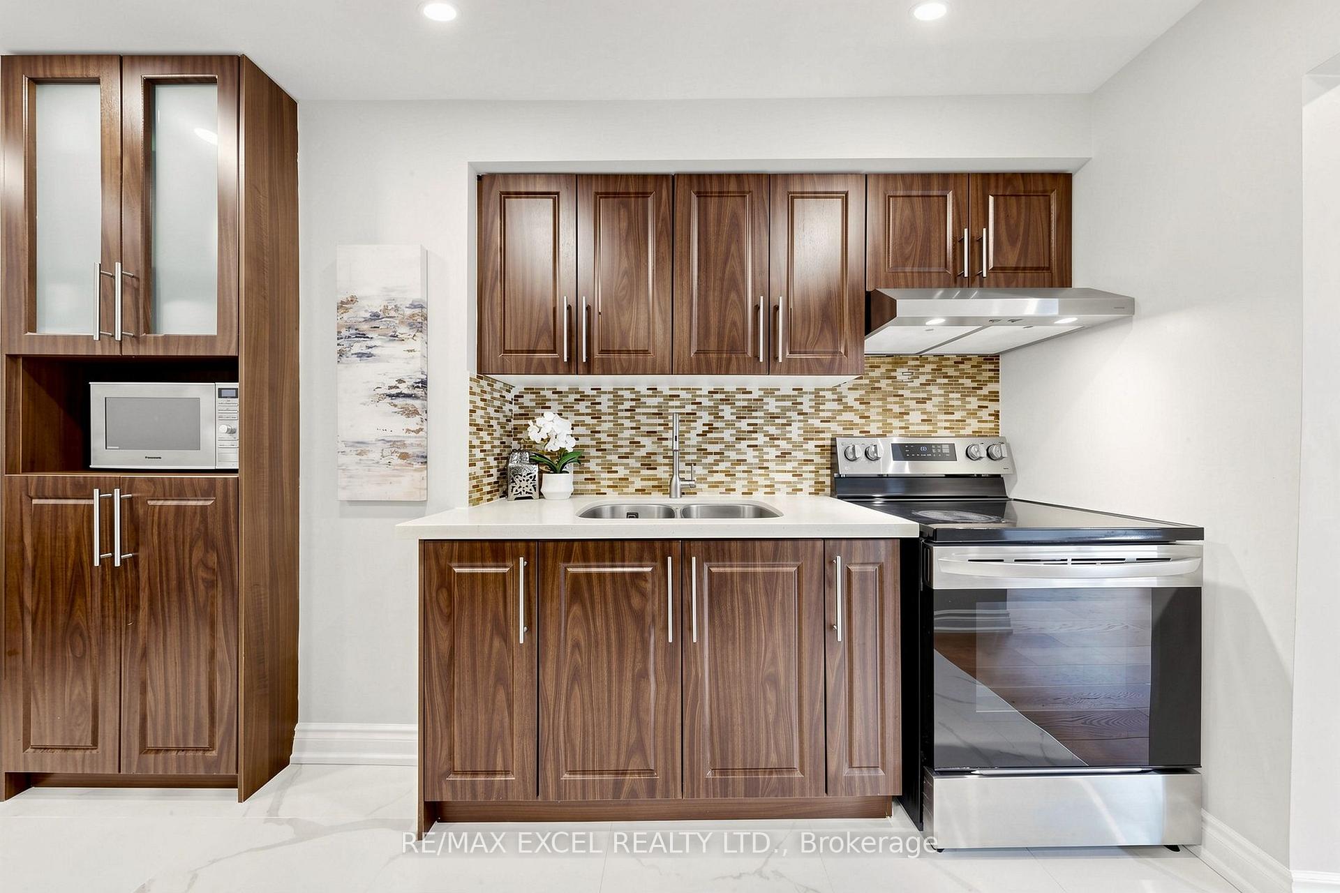 Photo 11 of 144 Brookmill Boulevard, Scarborough, L'Amoreaux — HOMEH