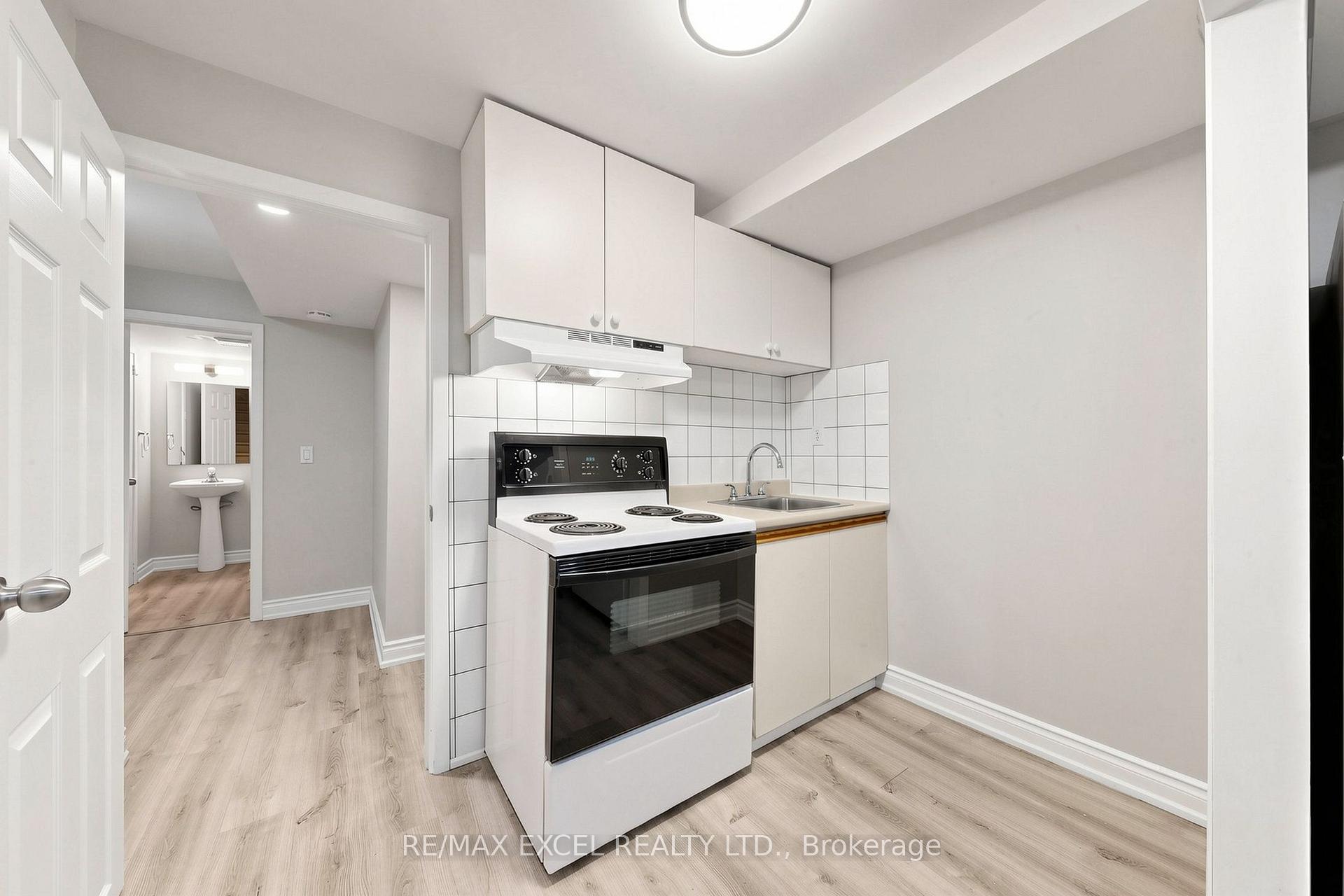 Photo 39 of 144 Brookmill Boulevard, Scarborough, L'Amoreaux — HOMEH