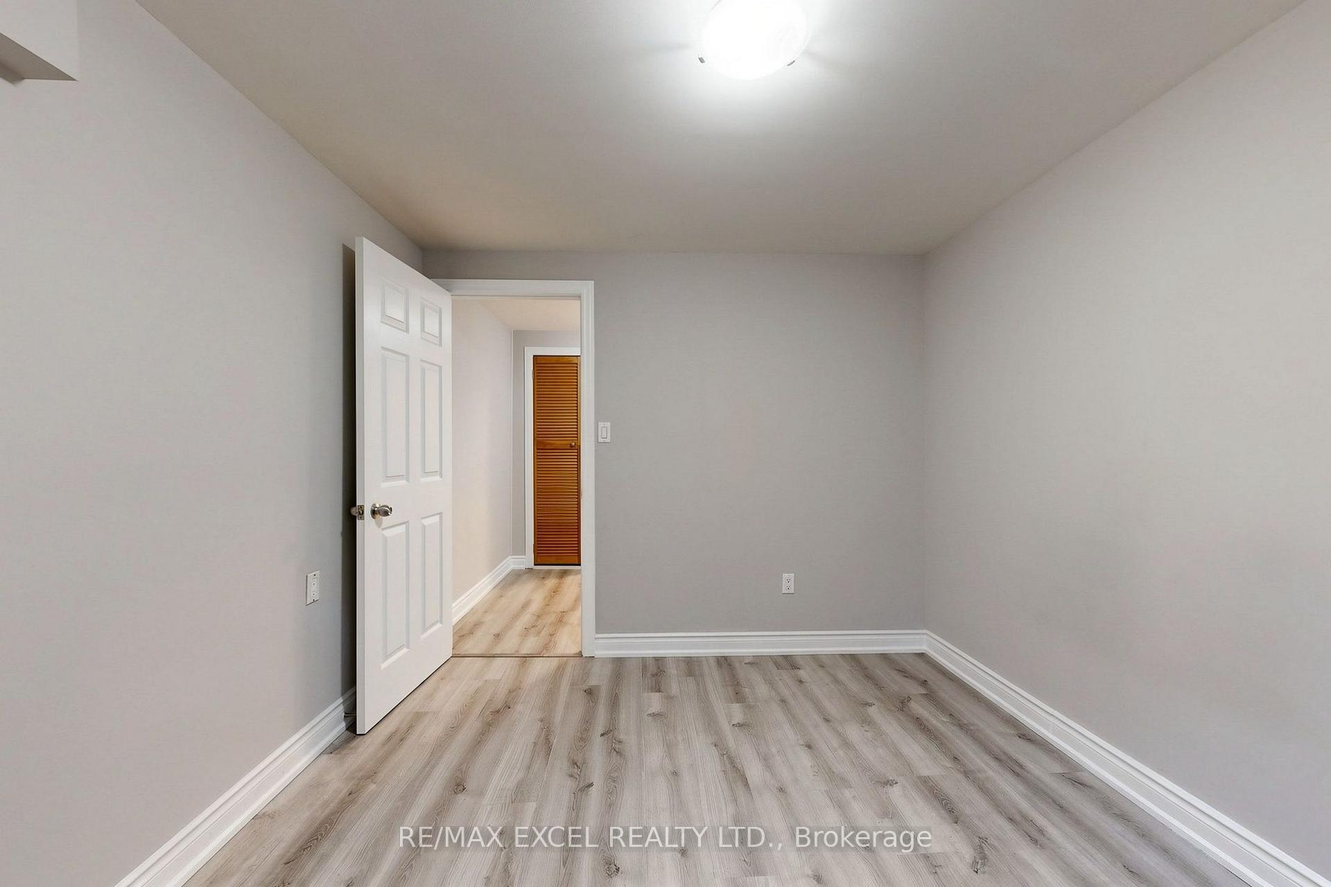 Photo 44 of 144 Brookmill Boulevard, Scarborough, L'Amoreaux — HOMEH
