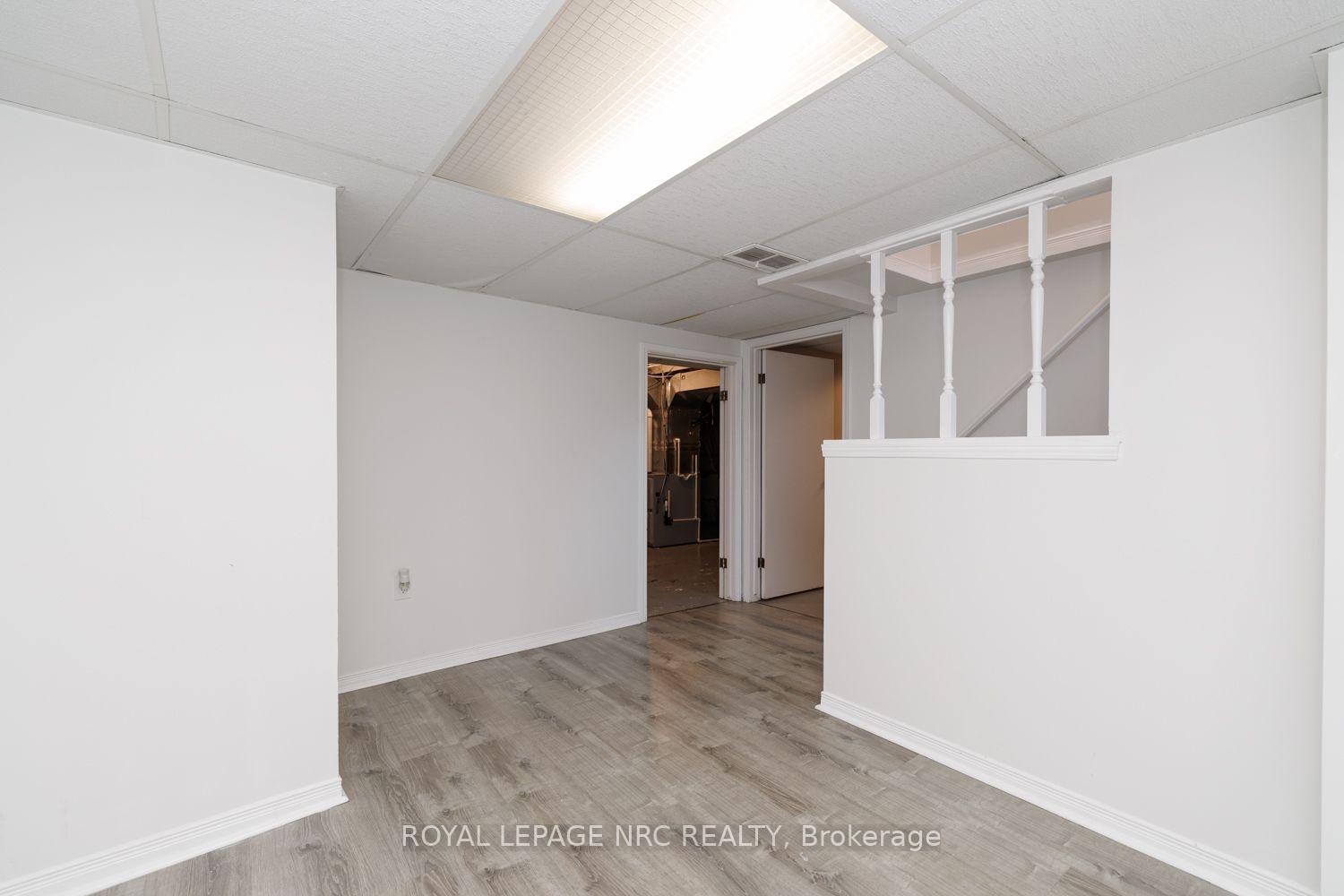 Photo 21 of 27 Cedardale Avenue, St. Catharines, Secord Woods — HOMEH
