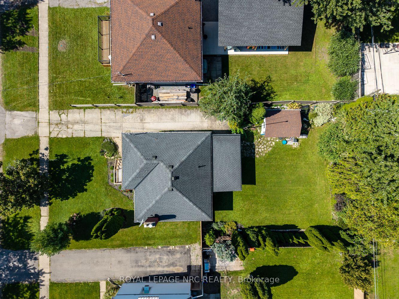 Photo 38 of 27 Cedardale Avenue, St. Catharines, Secord Woods — HOMEH