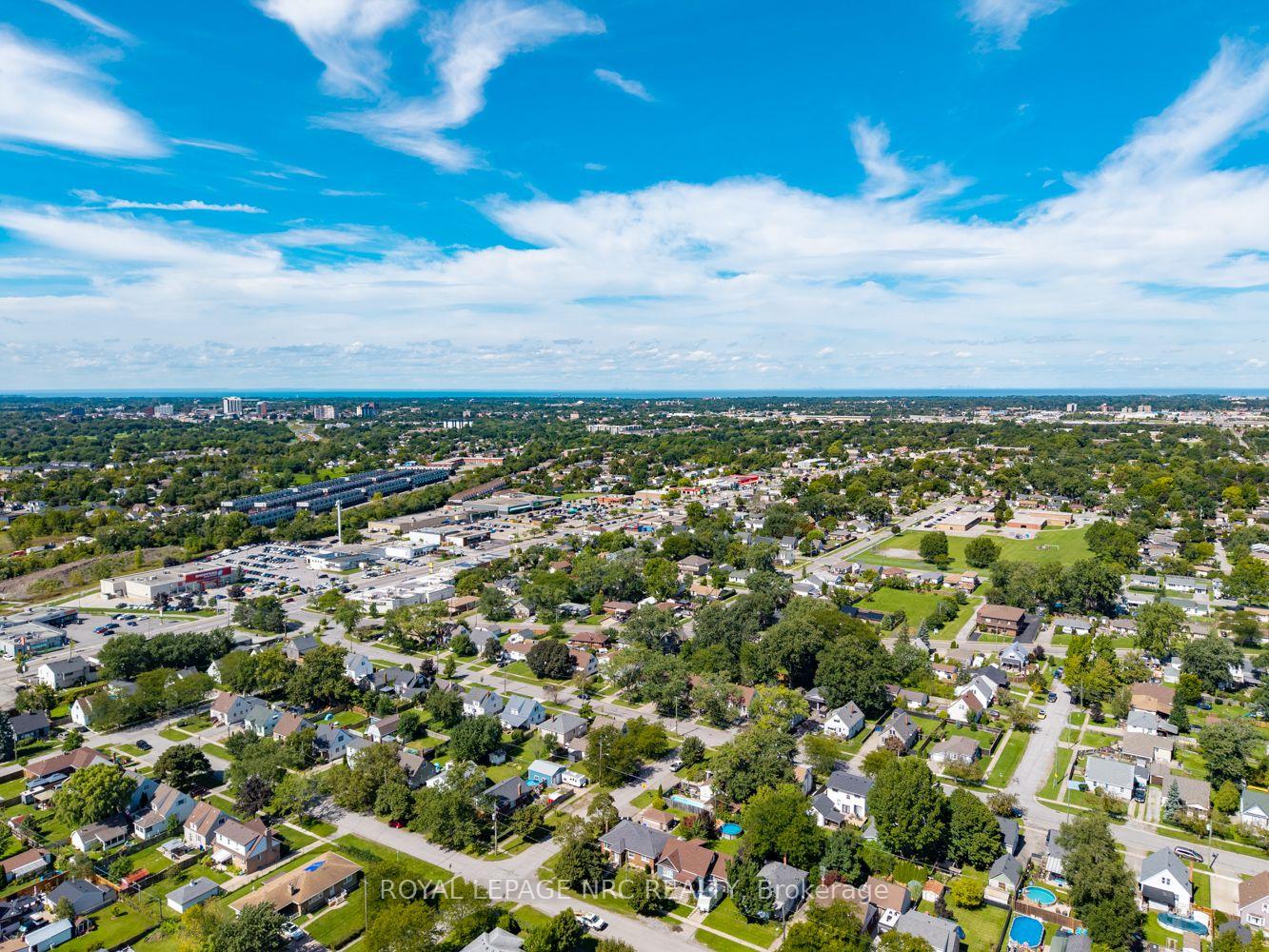 Photo 45 of 27 Cedardale Avenue, St. Catharines, Secord Woods — HOMEH