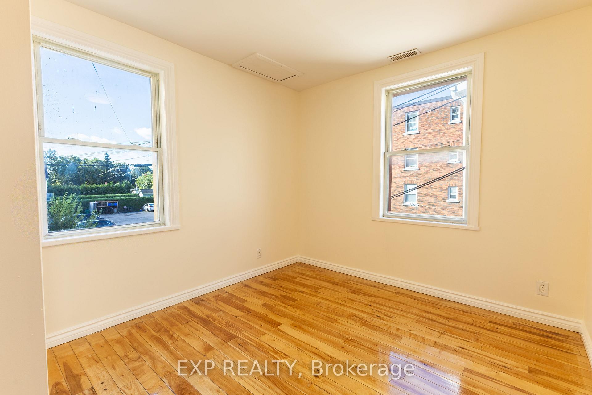 Photo 8 of Unit 3, 288 Montreal Road, Ottawa, Vanier — HOMEH