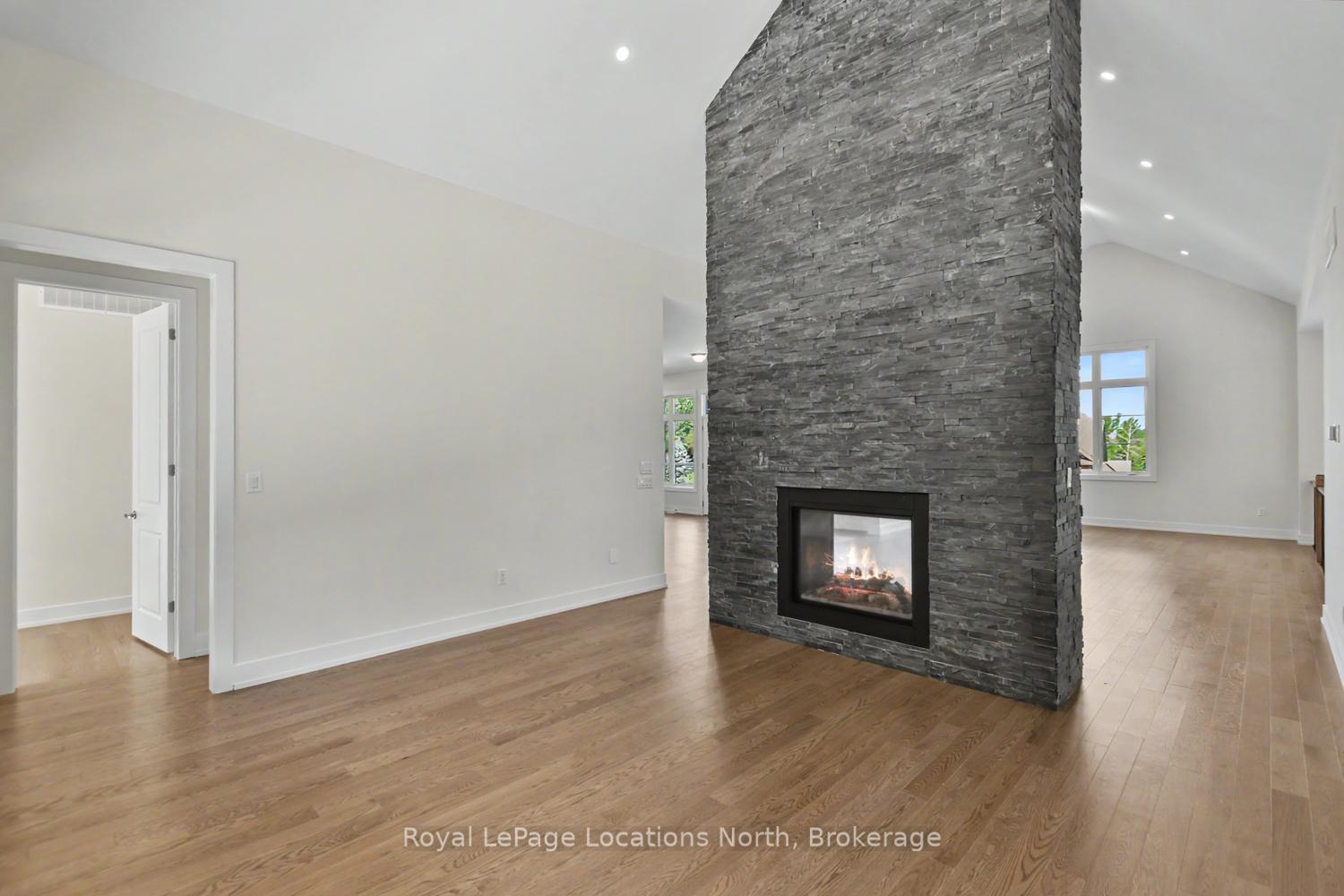 Photo 12 of 124 Dorothy Drive, Blue Mountains — HOMEH