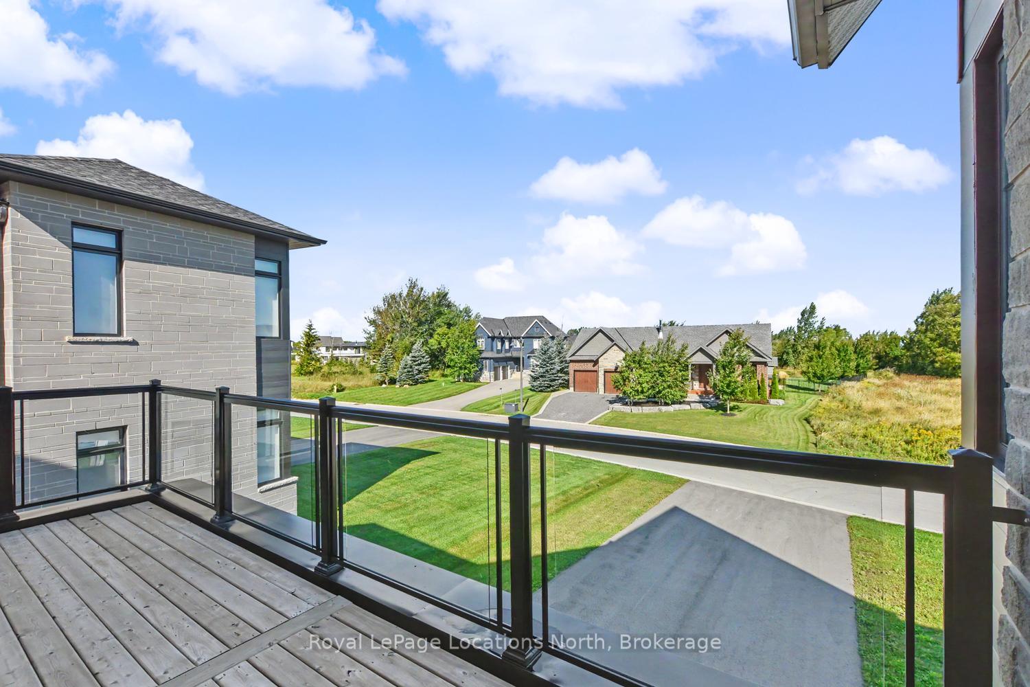 Photo 17 of 124 Dorothy Drive, Blue Mountains — HOMEH
