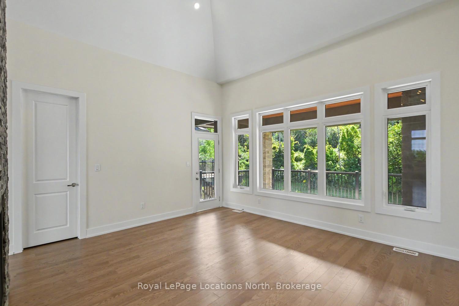 Photo 19 of 124 Dorothy Drive, Blue Mountains — HOMEH