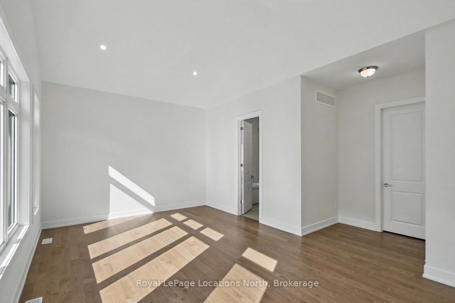 Photo 20 of 124 Dorothy Drive, Blue Mountains — HOMEH