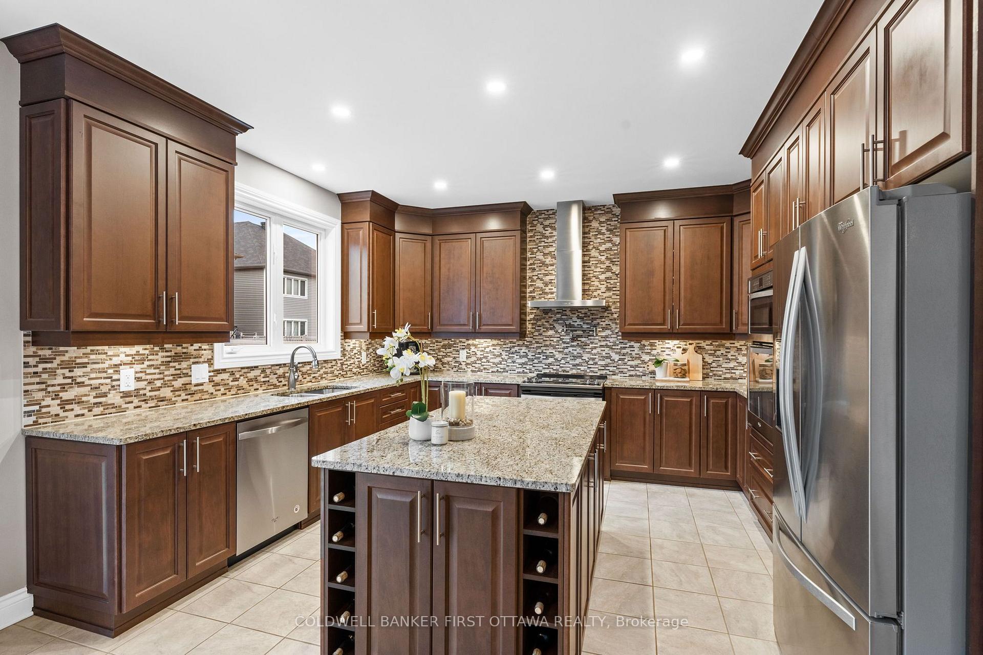Photo 13 of 60 Ginseng Terrace, Ottawa, Kanata - Emerald Meadows/Trailwest — HOMEH