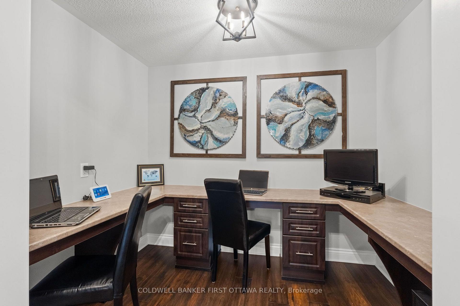 Photo 22 of 60 Ginseng Terrace, Ottawa, Kanata - Emerald Meadows/Trailwest — HOMEH