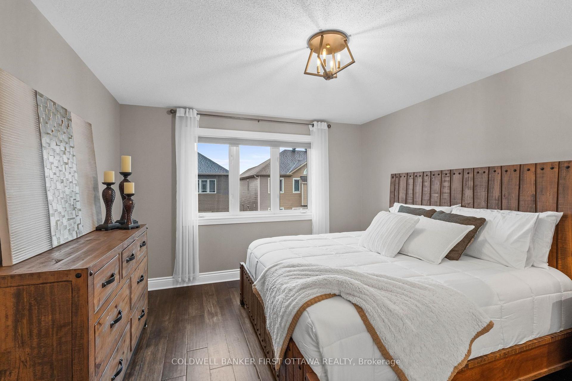 Photo 29 of 60 Ginseng Terrace, Ottawa, Kanata - Emerald Meadows/Trailwest — HOMEH
