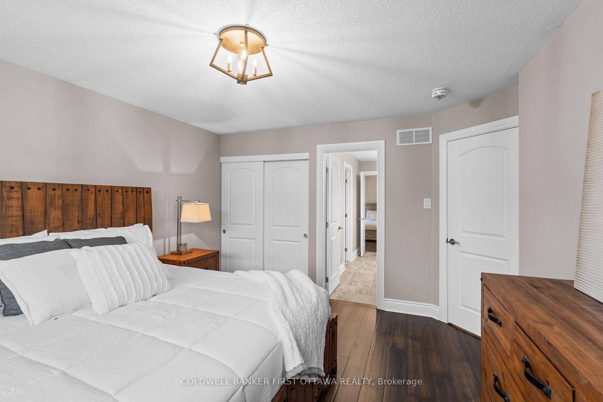 Photo 30 of 60 Ginseng Terrace, Ottawa, Kanata - Emerald Meadows/Trailwest — HOMEH