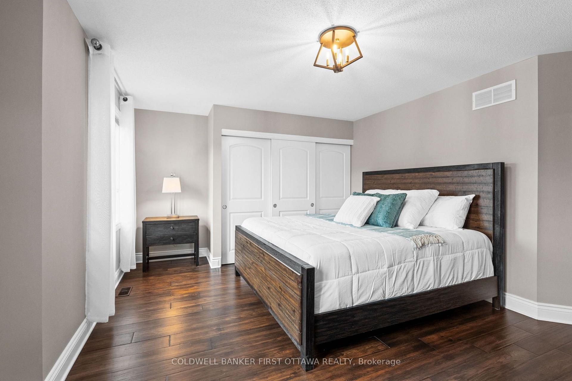 Photo 35 of 60 Ginseng Terrace, Ottawa, Kanata - Emerald Meadows/Trailwest — HOMEH