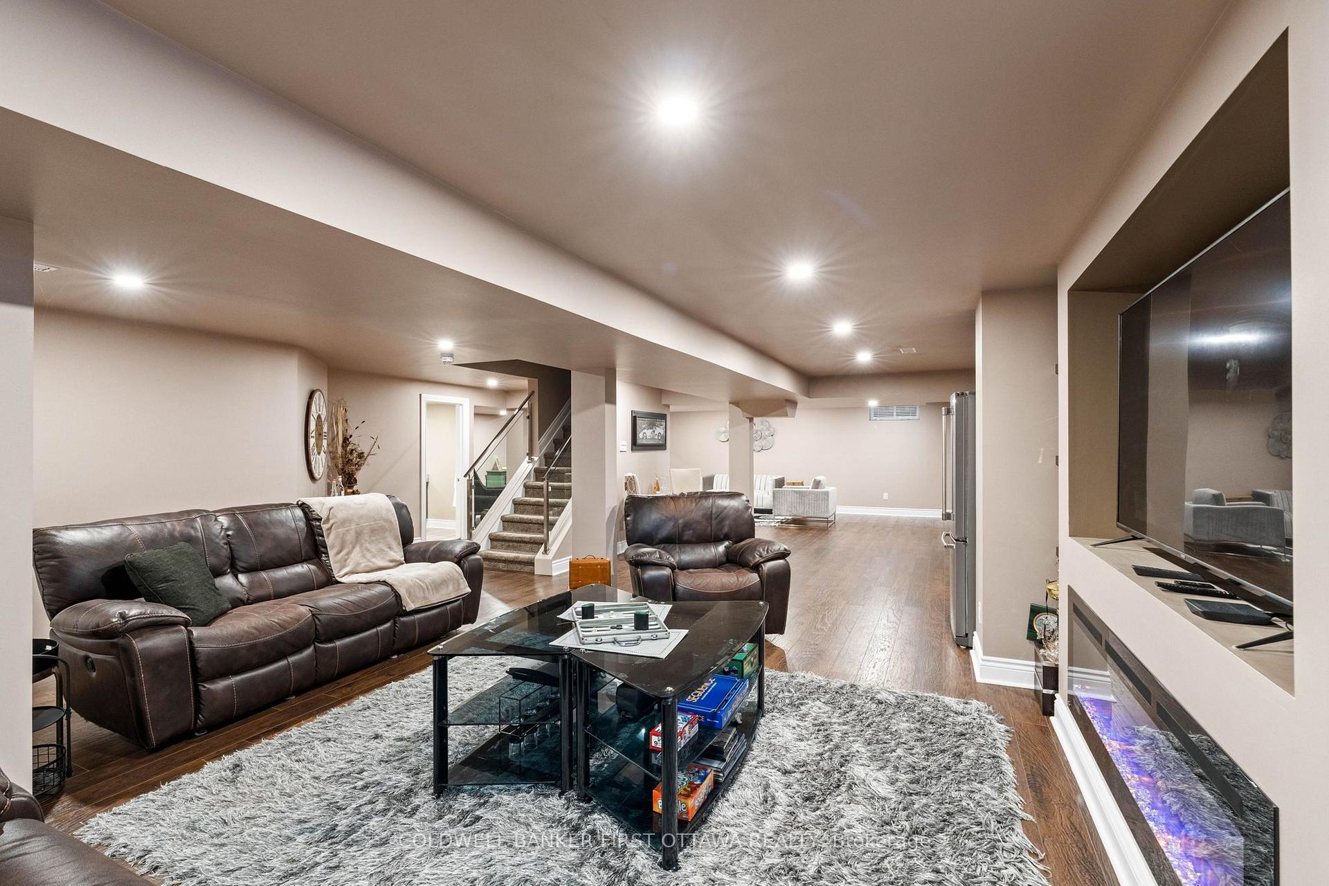 Photo 38 of 60 Ginseng Terrace, Ottawa, Kanata - Emerald Meadows/Trailwest — HOMEH