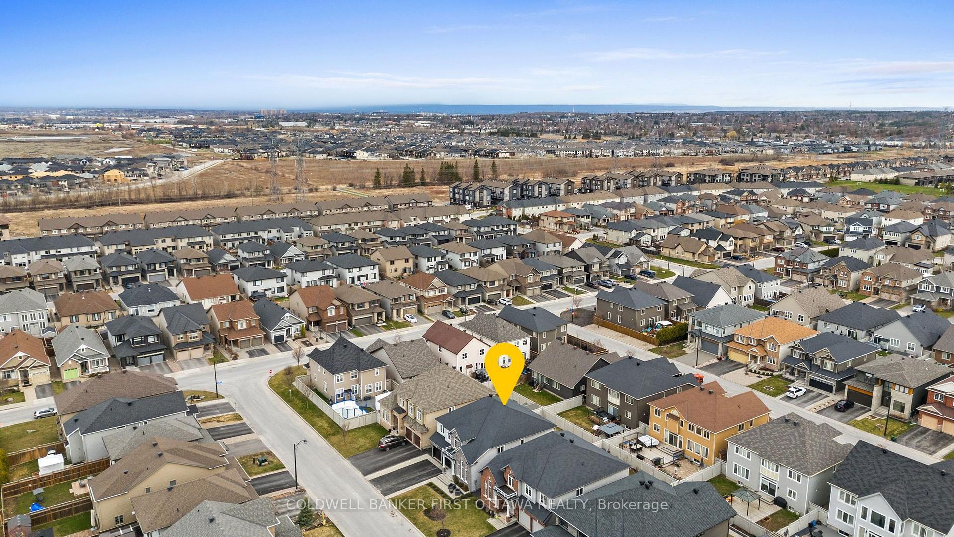 Photo 49 of 60 Ginseng Terrace, Ottawa, Kanata - Emerald Meadows/Trailwest — HOMEH