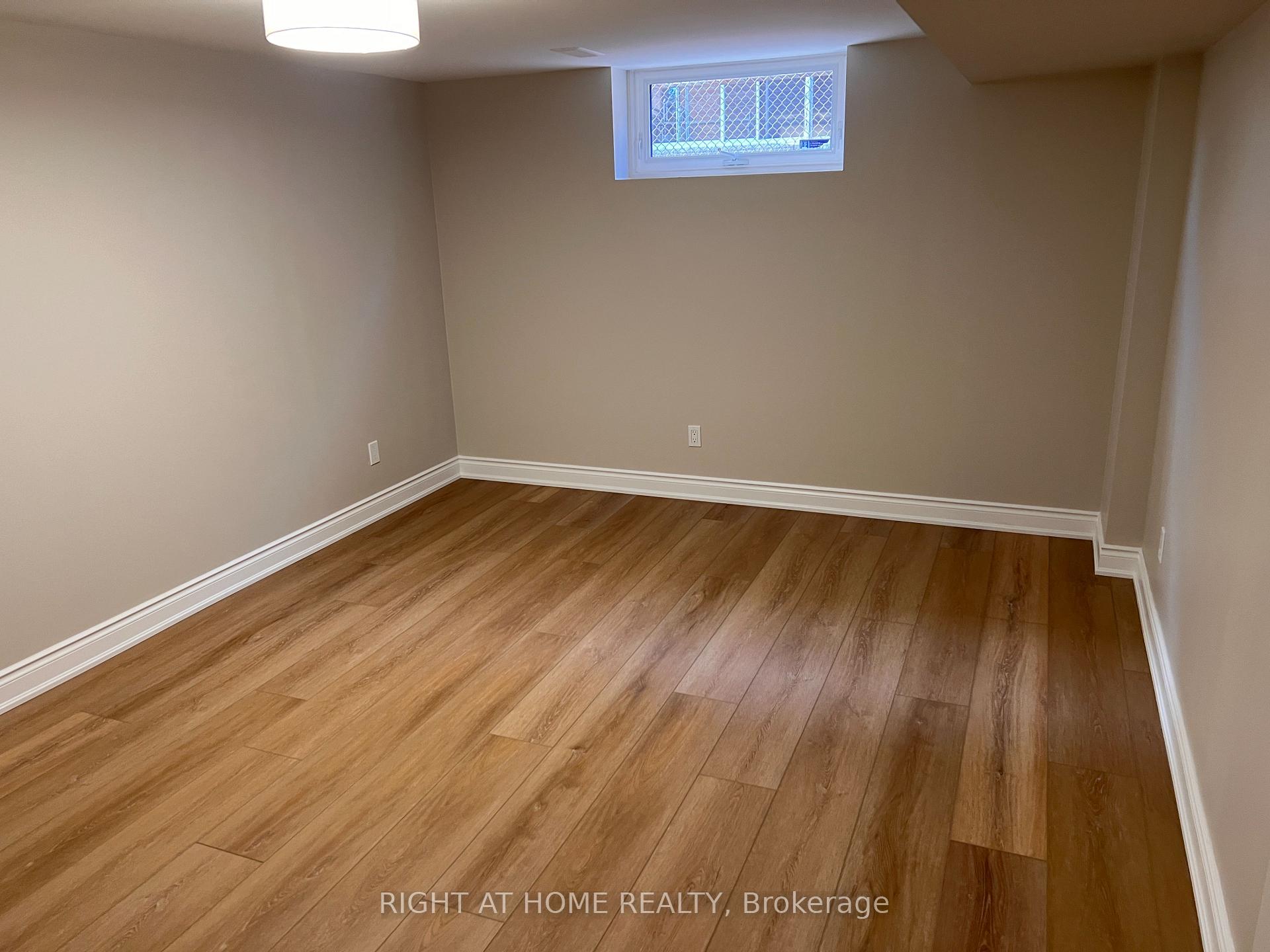 Photo 17 of Unit UPPER, 30 Norbert Crescent, Etobicoke, Markland Wood — HOMEH