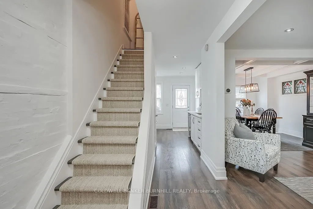 Photo 7 of 97 West Avenue N, Hamilton, Landsdale — HOMEH